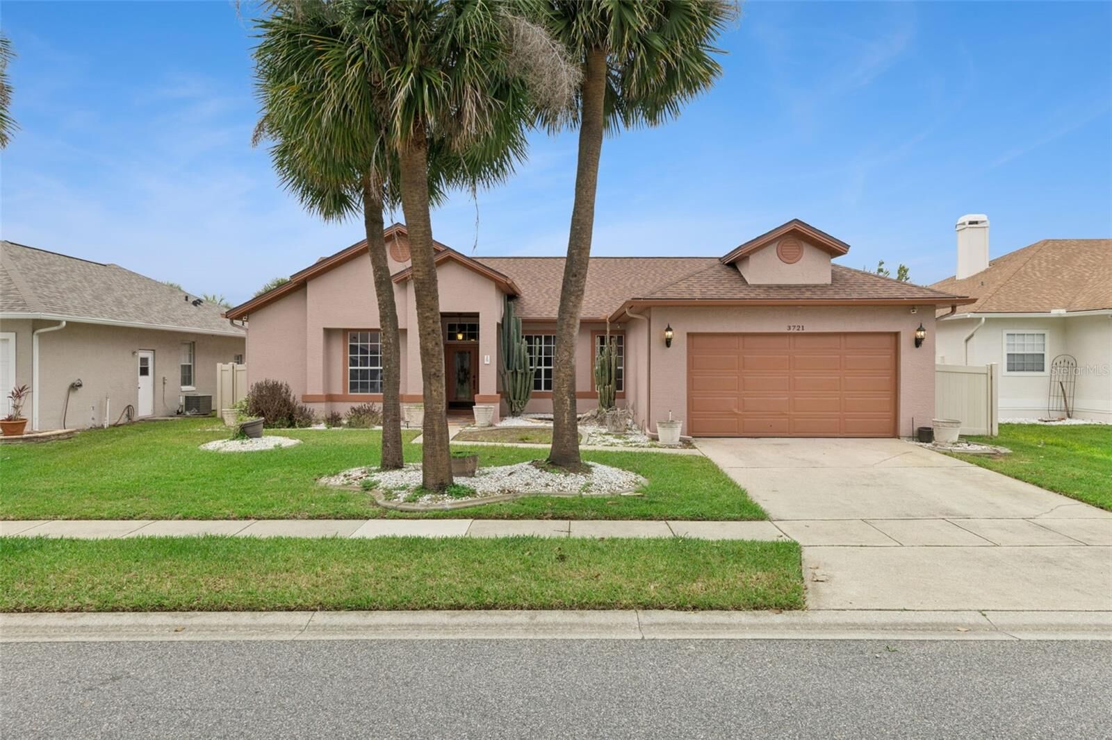 Property Photo:  3721 Ahoya Lane  FL 32837 