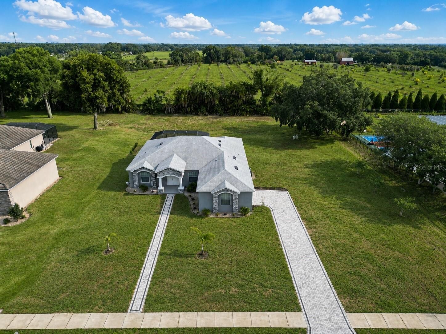 Property Photo: 10920 Flint Estates Drive FL 33592