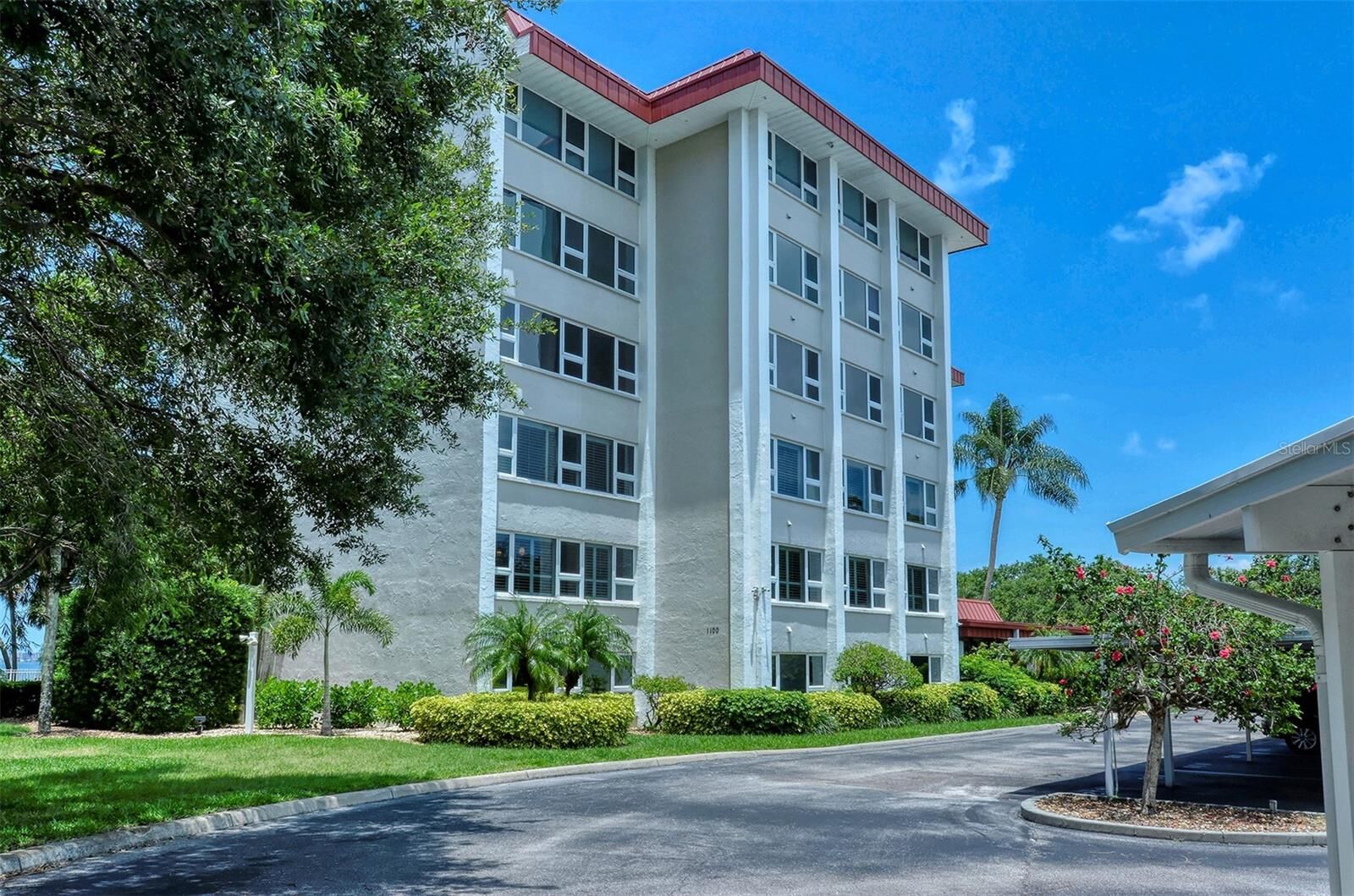 Property Photo:  1100 Imperial Drive 108  FL 34236 