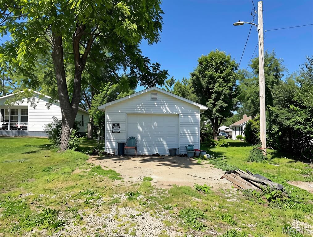 Property Photo:  412 Monroe Street  MO 63601 