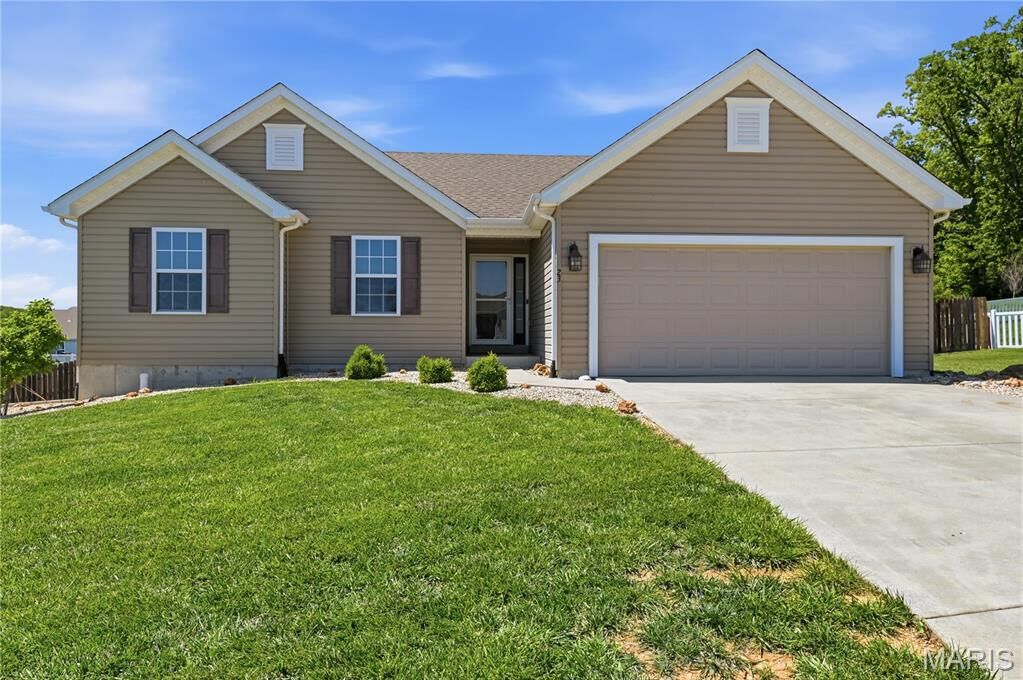 Property Photo:  23 Hollow Tree Court  MO 63389 