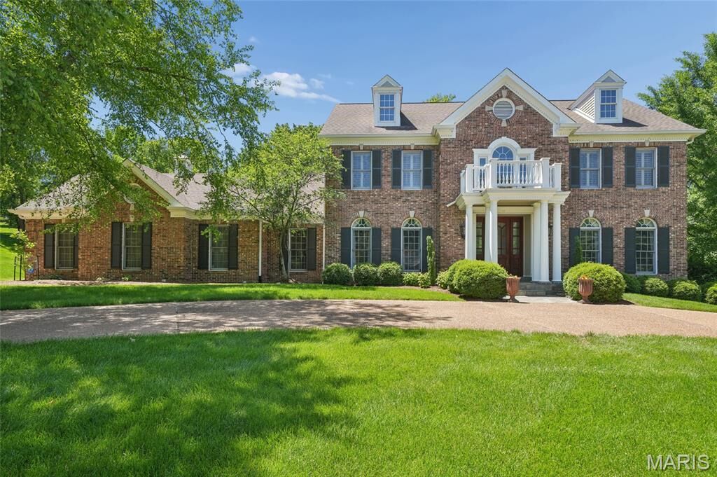 Property Photo:  111 Worthington Oaks Drive  MO 63141 