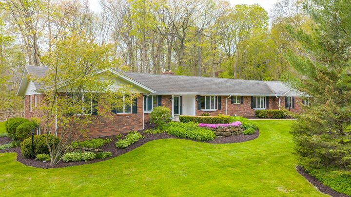 Property Photo: 5307 Woodstone Dr WI 53086