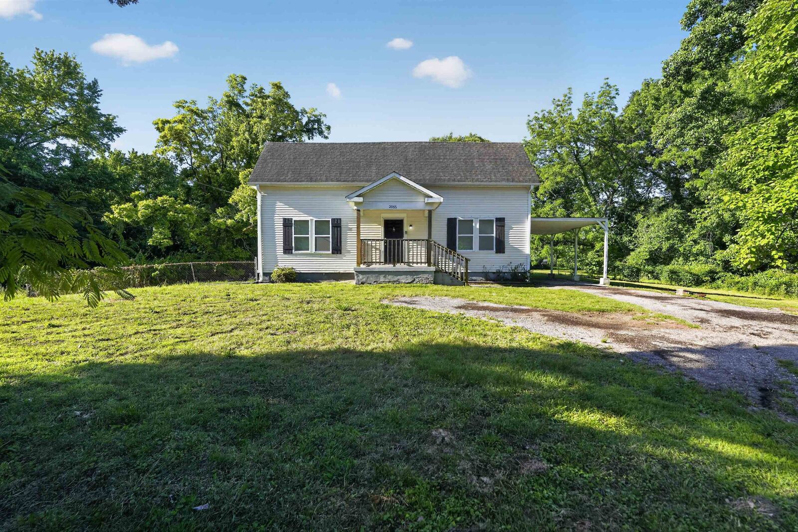 Property Photo:  2055 Burnham Ave  TN 38127 