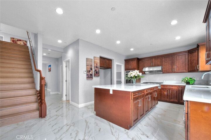 Property Photo:  10877 Cameron Court  CA 92883 