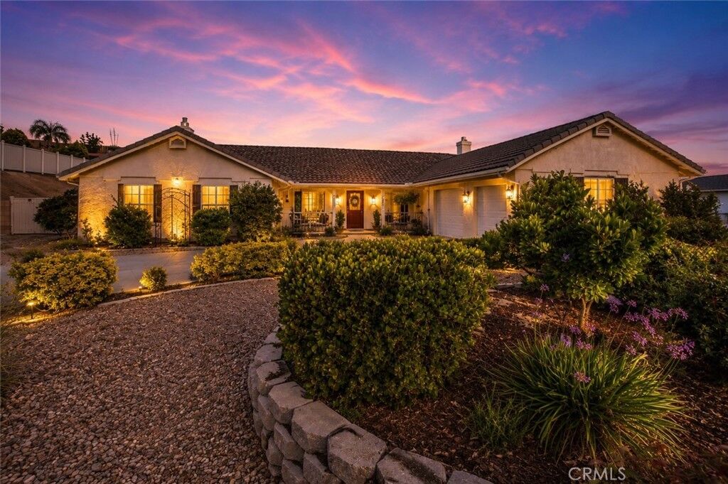 Property Photo:  13997 Riverside  CA 92307 