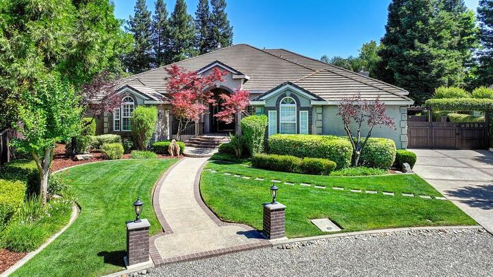 Property Photo:  2514 Regatta Court  CA 95618 