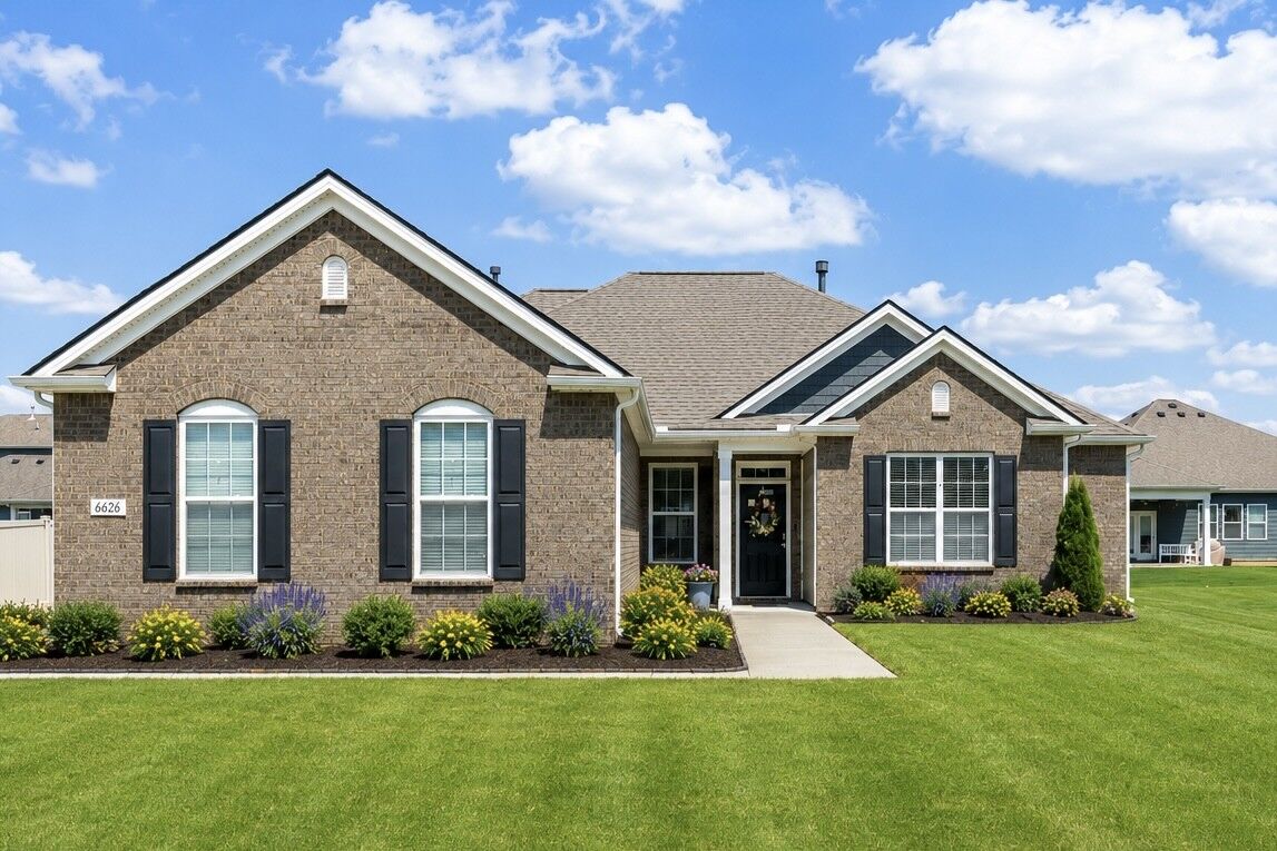 Property Photo:  6626 Floral Ct  TN 37128 