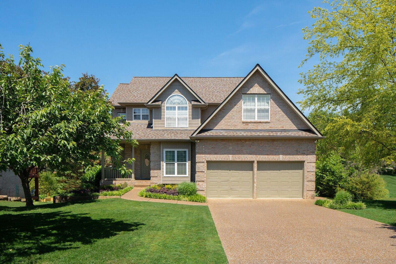 Property Photo:  3030 Liverpool Dr  TN 37179 