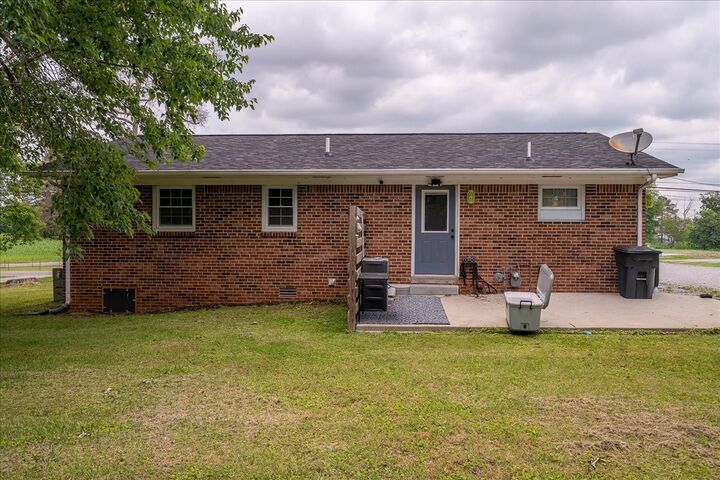 Property Photo:  3417 Gimlet Rd  TN 38464 