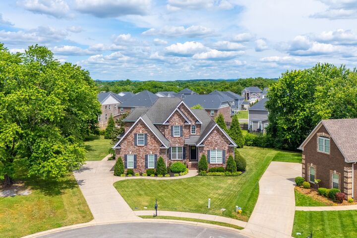 Property Photo:  753 Kitty Ct  TN 37130 