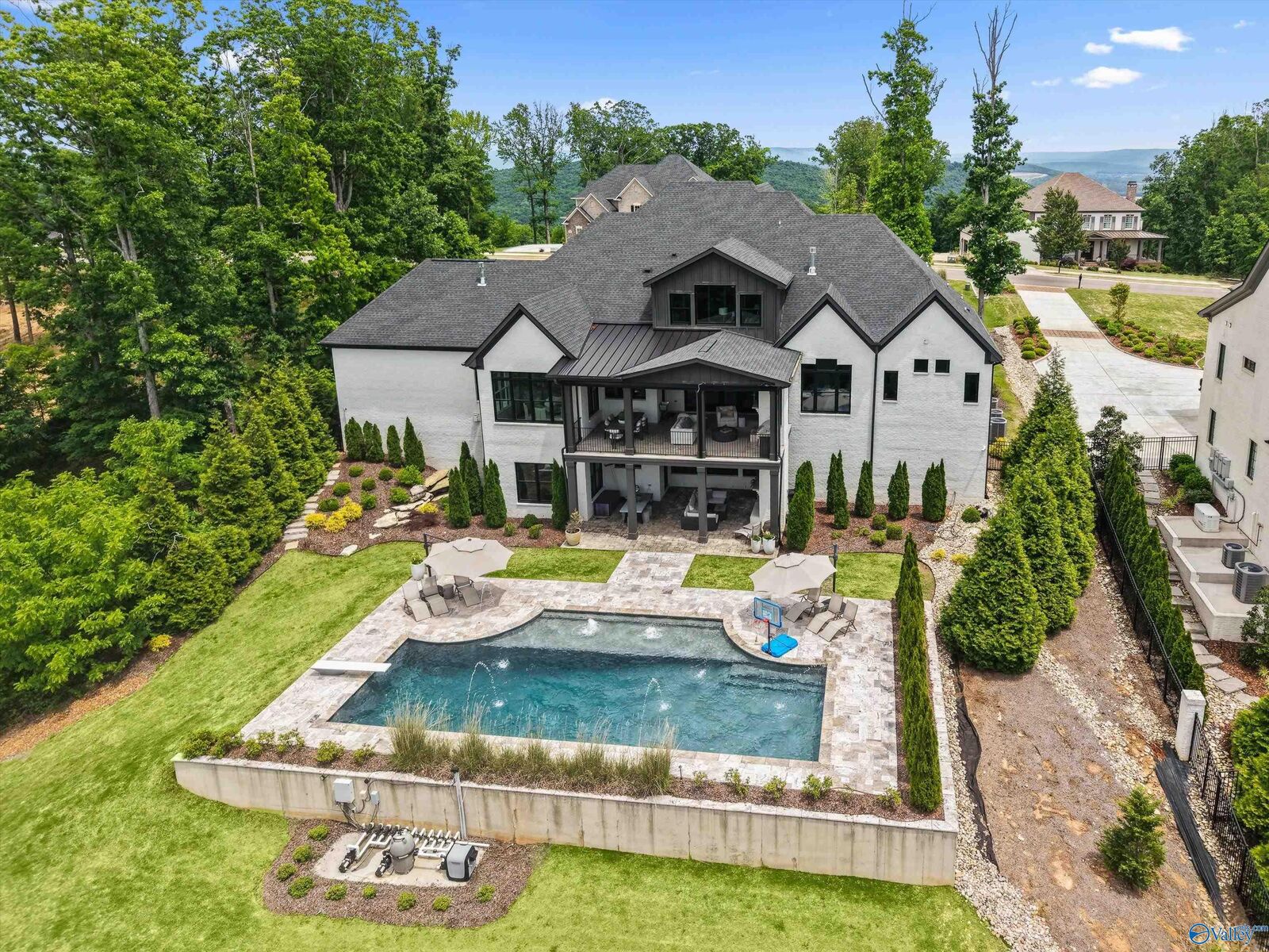 Property Photo:  27 Watson Grande Way  AL 35763 