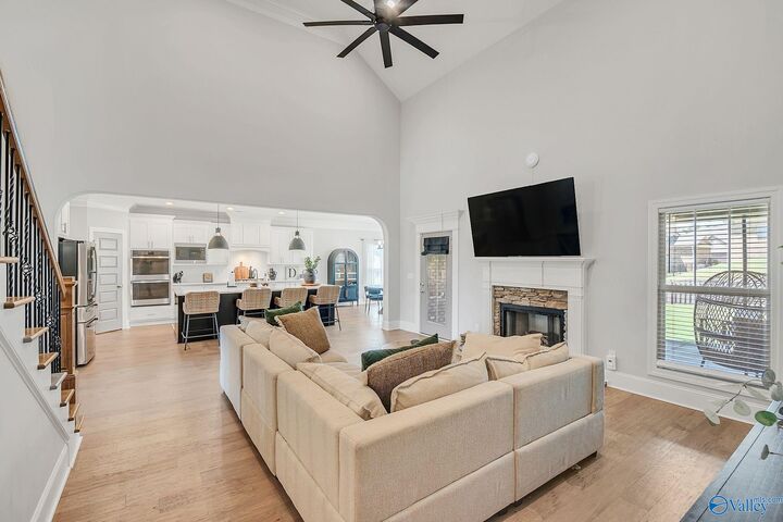 Property Photo:  1311 Pecan Point Way SE  AL 35803 