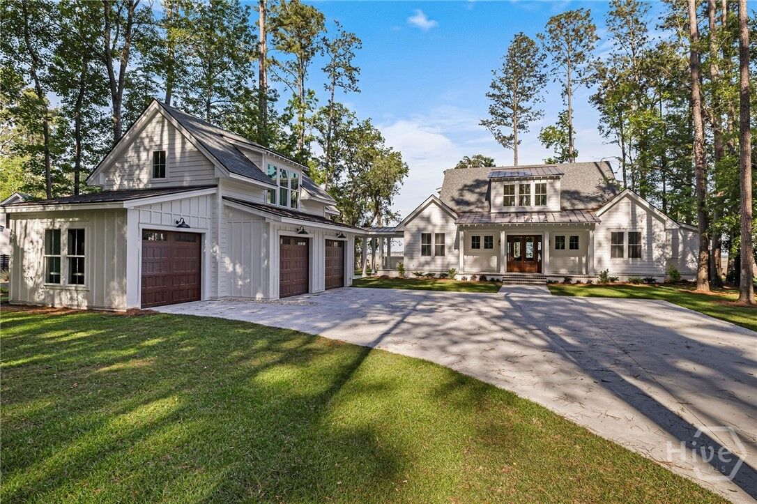 Property Photo:  114 Drifton Drive  GA 31419 