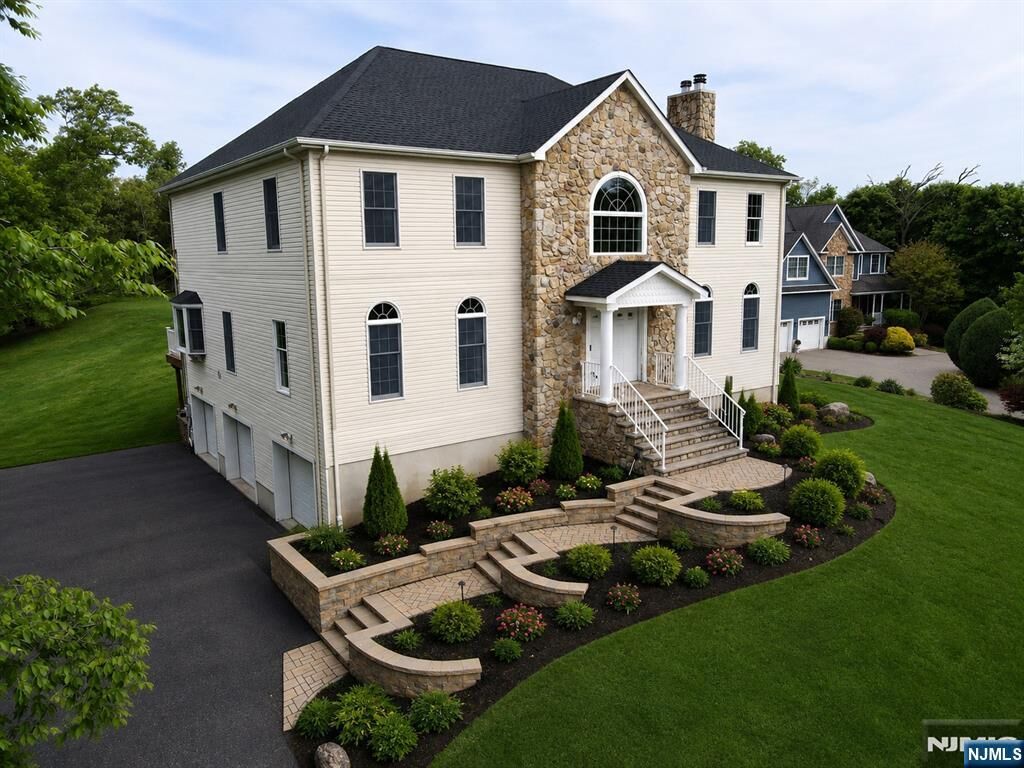 Property Photo: 40 Horseneck Road NJ 07045
