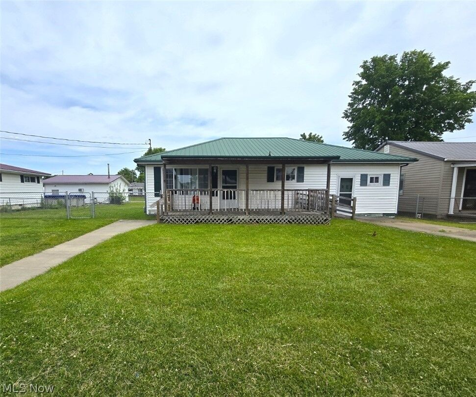 Property Photo:  2411 Fairfax Street  WV 26101 