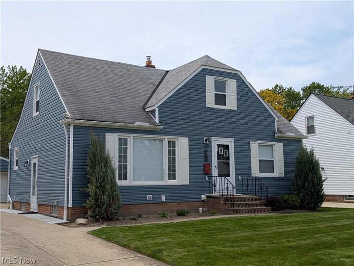 Property Photo:  1678 Byron Drive  OH 44124 
