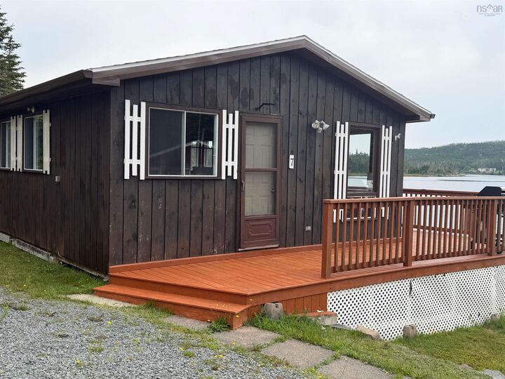 145 West Liscomb Point Road — photo 1