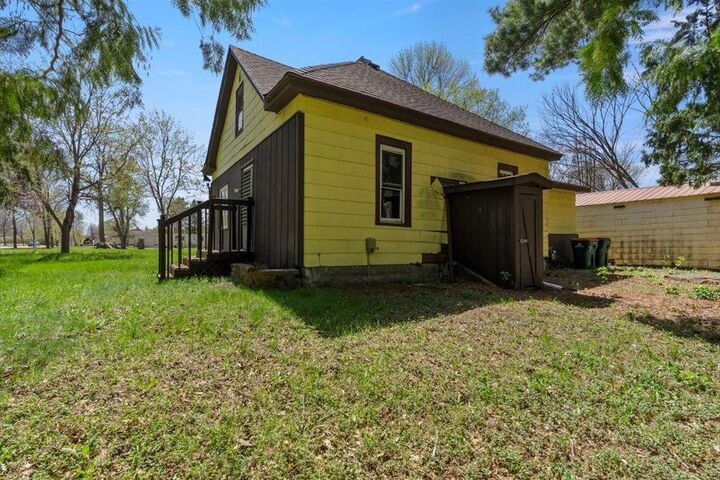 Property Photo:  323 4th Street SE  MN 56479 