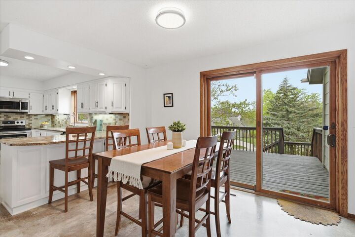 Property Photo: 2500 Highland View Avenue S MN 55337