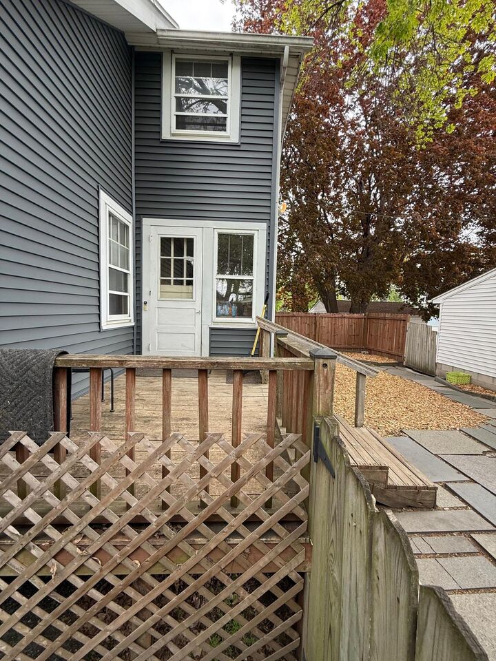 Property Photo:  850 Clear Avenue  MN 55106 