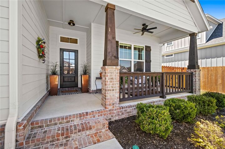Property Photo:  6422 S 61st Street  AR 72758 