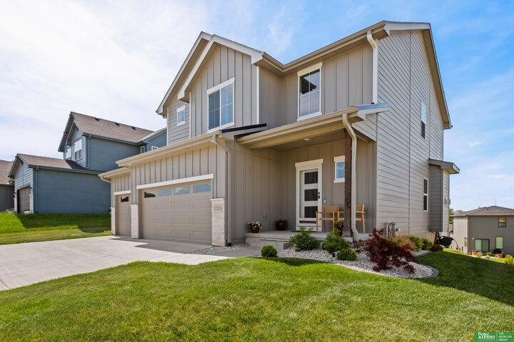 Property Photo:  12220 S 111th Avenue  NE 68046 