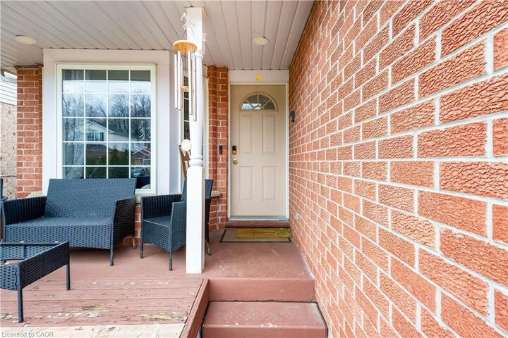Property Photo:  183 Bush Clover Crescent  ON N2E 3P7 