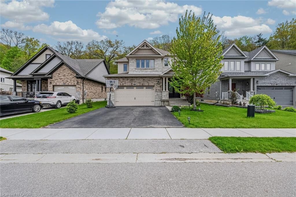 Property Photo:  217 Woodway Lane  ON N3Y 0C7 