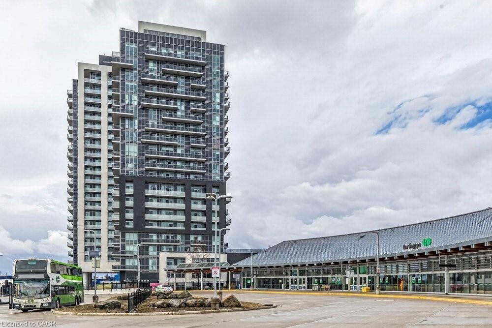 Property Photo:  2087 Fairview Street 2305  ON L7R 0E5 