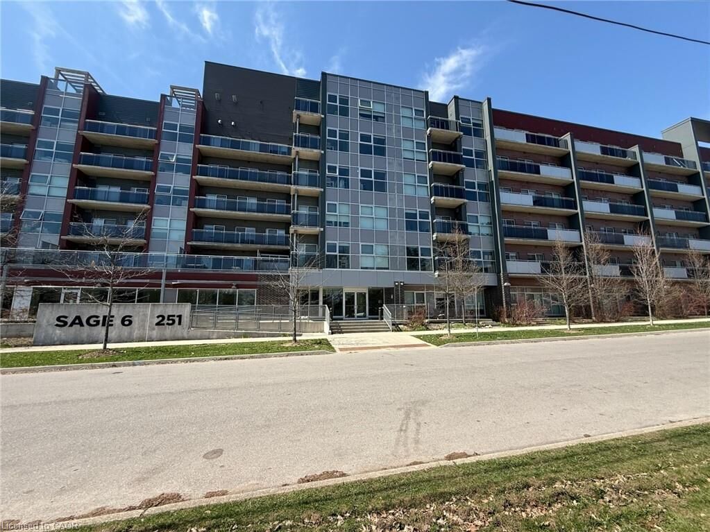 Property Photo:  251 Hemlock Street 314  ON N2L 3R4 