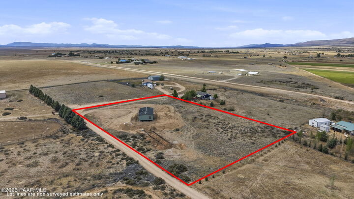 Property Photo:  25000 N Big Springs Ranch Road  AZ 86334 