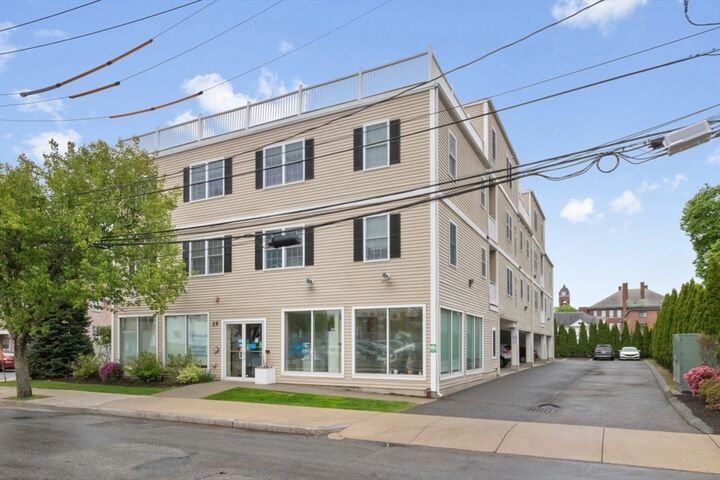 Property Photo:  29 Spruce St 23  MA 02453 