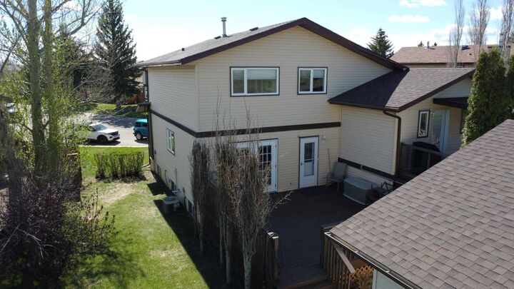 Property Photo:  173 Shacker Crescent  AB T0J 1P0 