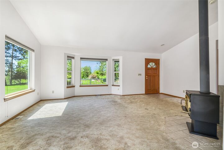 Property Photo: 18526 320th Avenue NE WA 98019