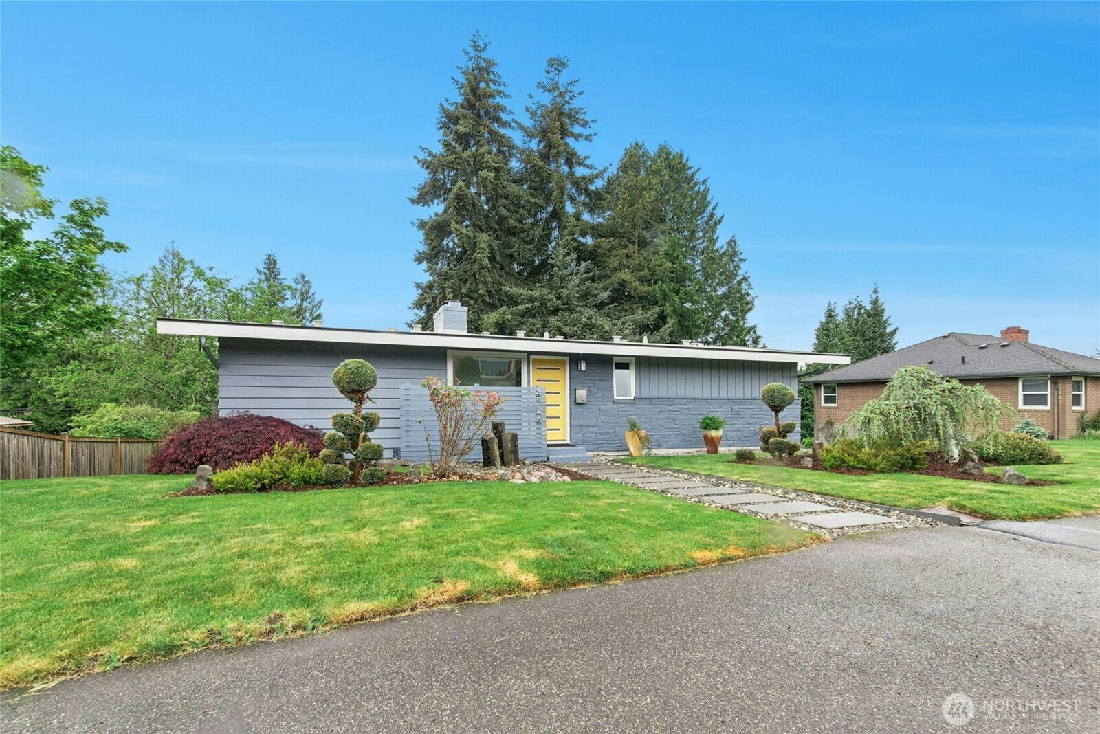 Property Photo:  4924  Wilmington Avenue  WA 98203 