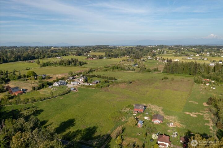 Property Photo: 5958 N Star Road WA 98248