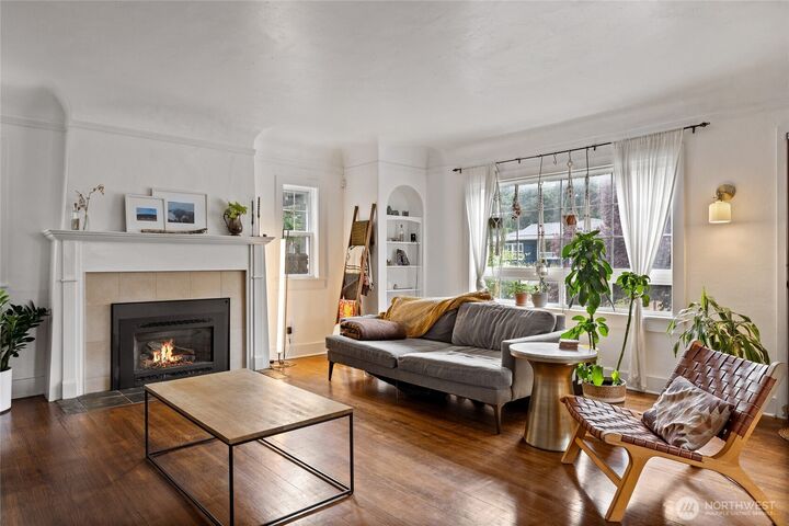 Property Photo:  3633 N Ferdinand Street  WA 98407 