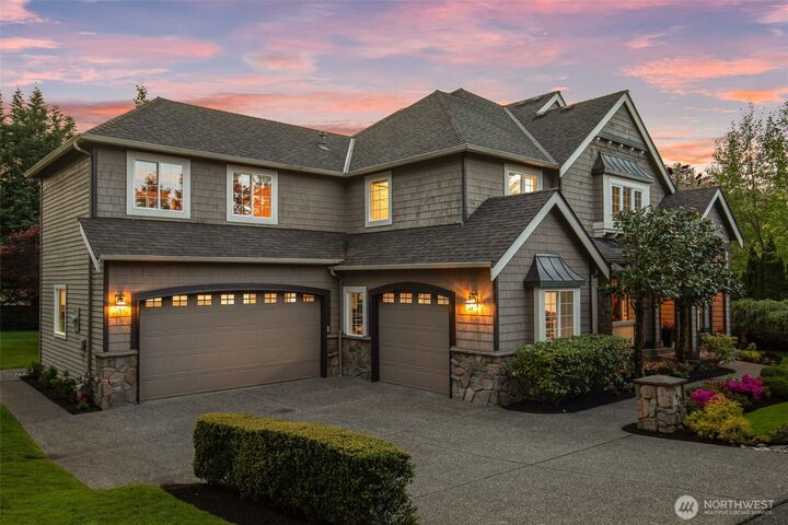 Property Photo:  22431 SE 30th Street  WA 98075 