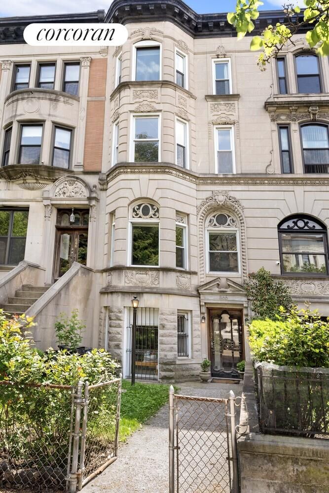 Property Photo:  866 Prospect Place  NY 11216 