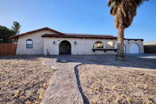 Property Photo:  508 W Dolphin Ave  CA 93555 
