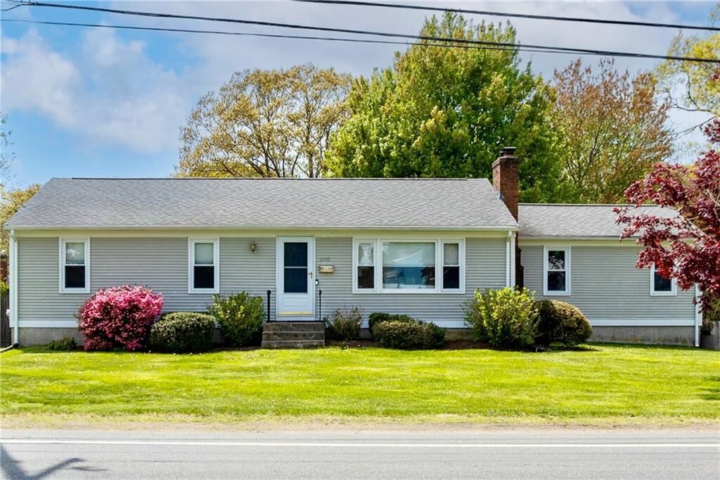 Property Photo: 208 Sowams Road RI 02806