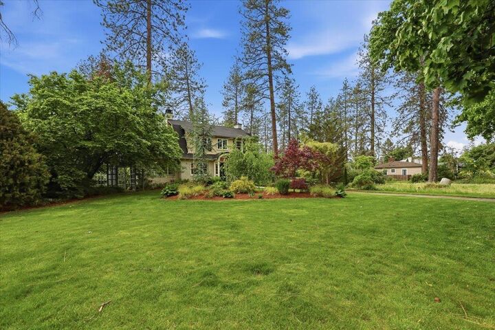Property Photo: 3408 S Manito Blvd WA 99203