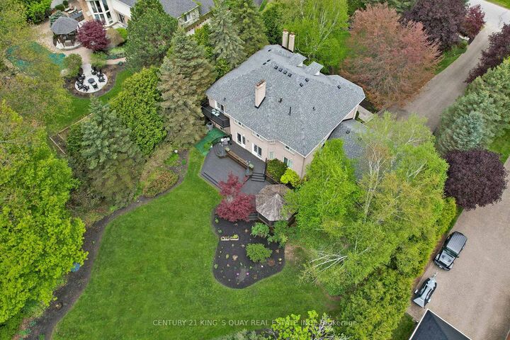 Property Photo: 110 Crawford Crescent ON L0P 1B0