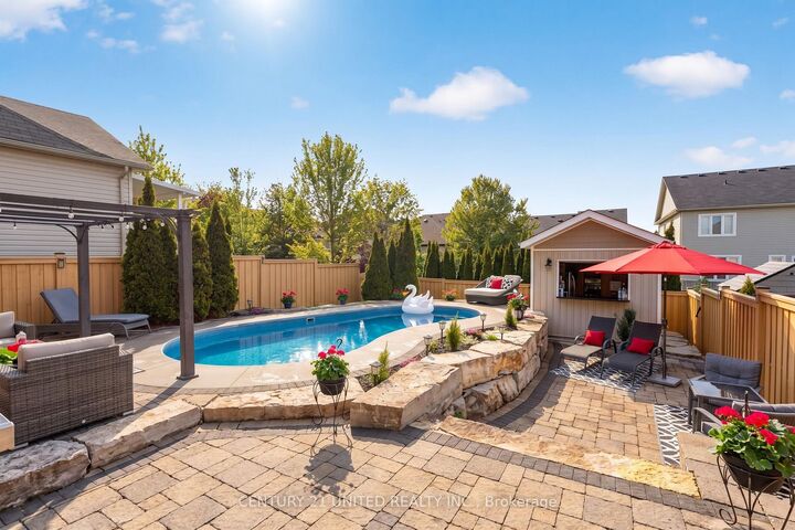 Property Photo:  696 Fisher Street  ON K9A 0H3 