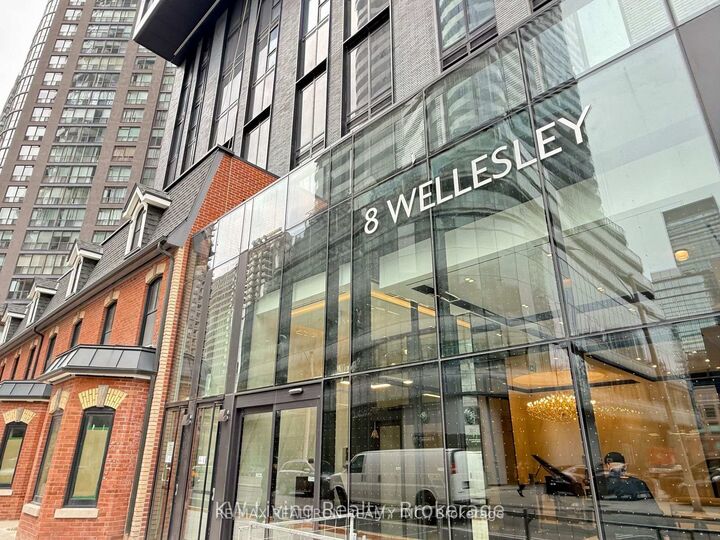 Property Photo: 8 Wellesley Street W 806 ON M4Y 0J5
