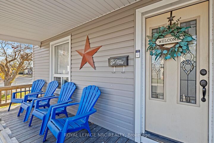 Property Photo: 313 Burgar Street ON L3B 2T5