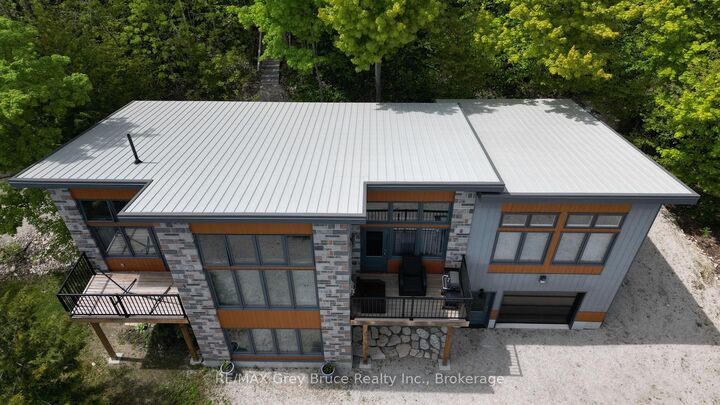 Property Photo:  17 Shoreline Drive  ON N0H 1Z0 