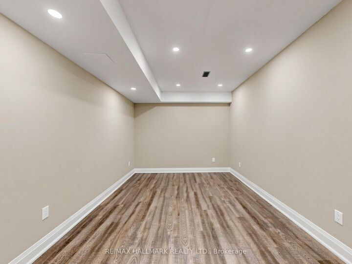 Property Photo: 25 Beebalm Lane ON L9N 0T4