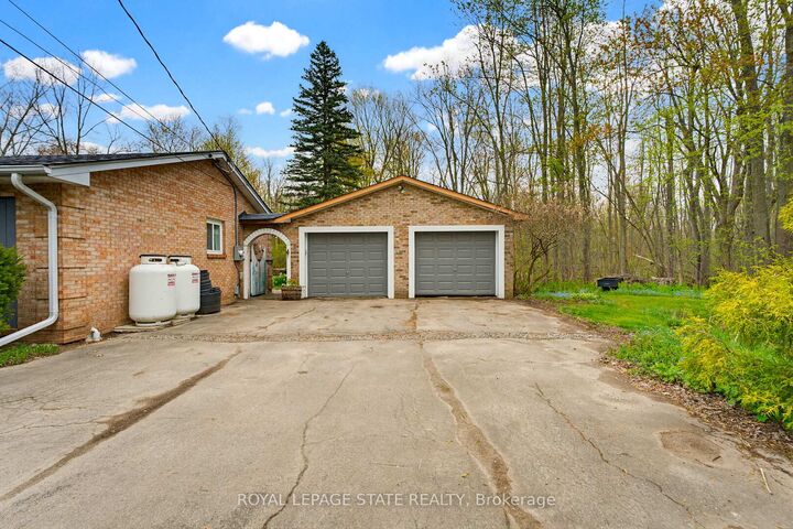 Property Photo: 10 Huisman Lane ON L8N 2Z7